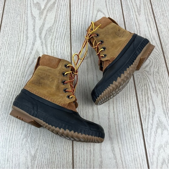 Sorel Youth Cheyanne ii Lace Leather Boots Youth Size 2 Elk (tan) Black $90 - Picture 4 of 9